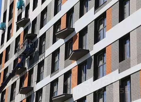 3-к кв. Брянская область, Брянск ул. Комарова, 47 (67.6 м) - Фото 0