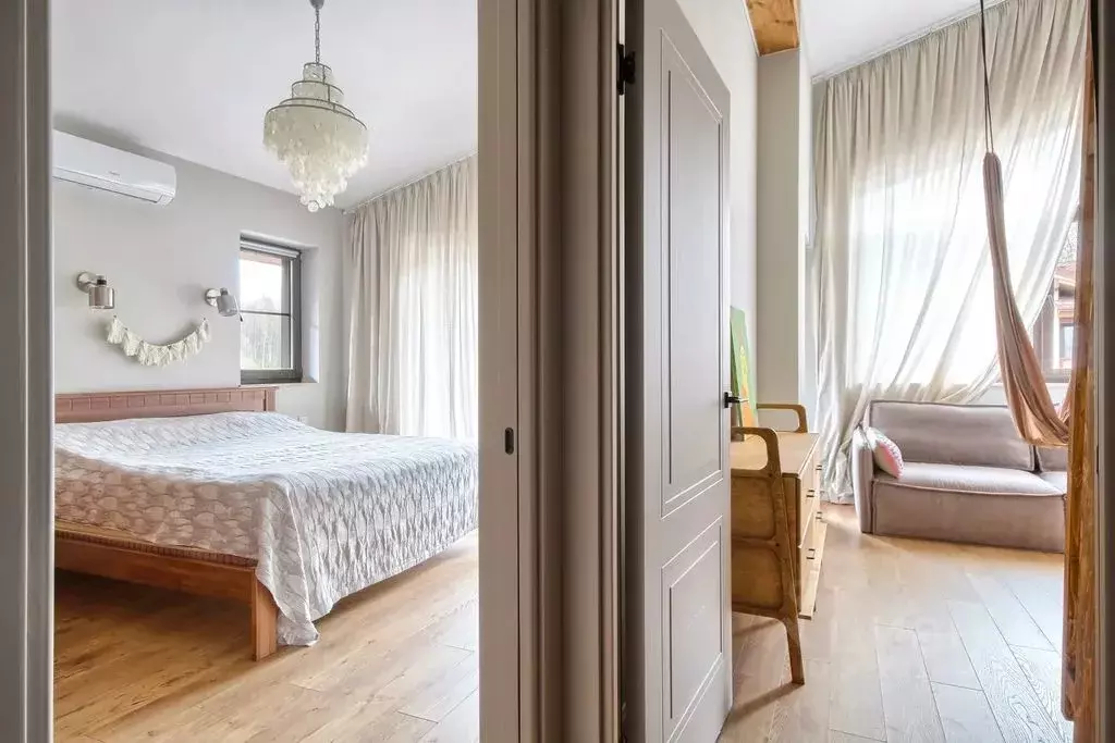 Дом в Ленинградская область, Всеволожский район, Бугровское городское ... - Фото 1