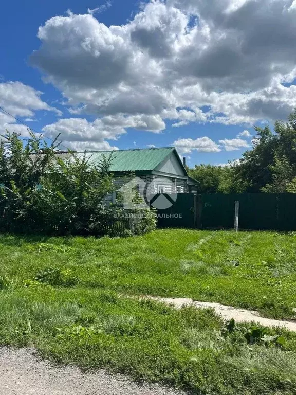 Дом в Новосибирская область, Чистоозерный район, пос. Табулгинский  ... - Фото 1