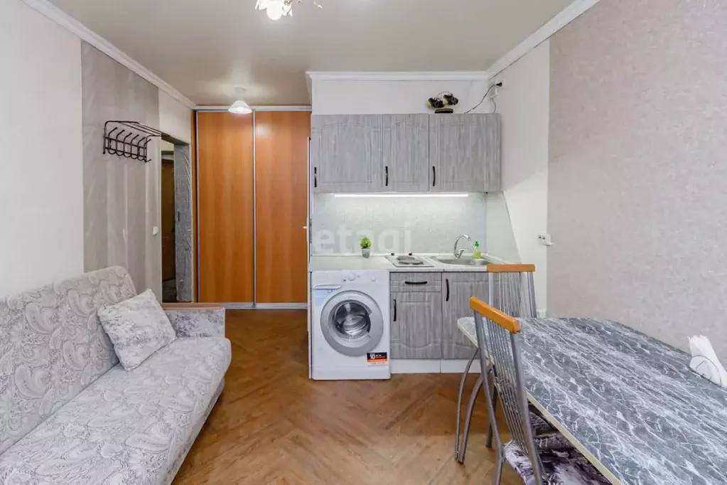 Комната Тюменская область, Тюмень ул. Станционная, 24 (18.5 м) - Фото 1