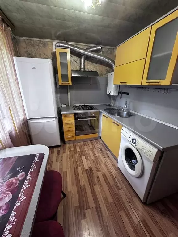 3-к. квартира, 55,6 м, 3/5 эт. - Фото 0