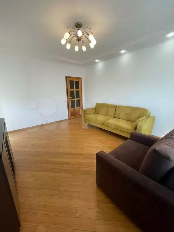 2-к. квартира, 65 м, 5/9 эт. - Фото 0