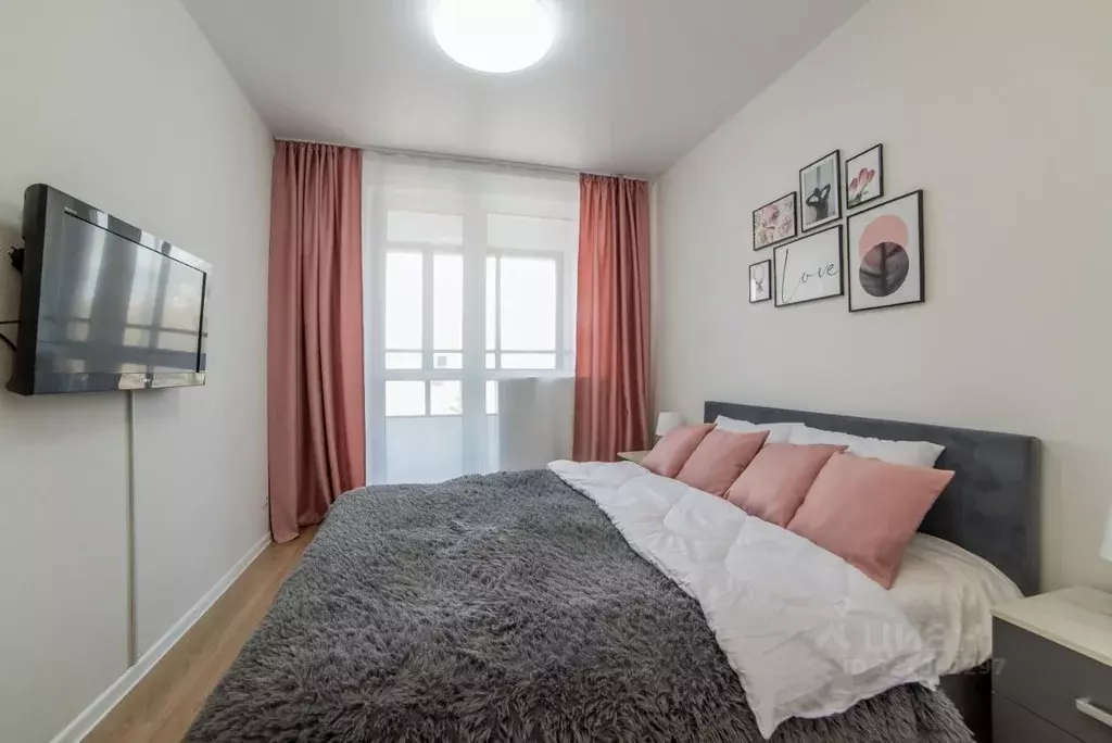 1-к кв. Свердловская область, Екатеринбург просп. Космонавтов, 9А ... - Фото 1