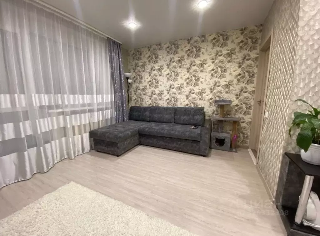 1-к кв. Кировская область, Киров ул. Защитников Отечества, 3 (32.4 м) - Фото 2