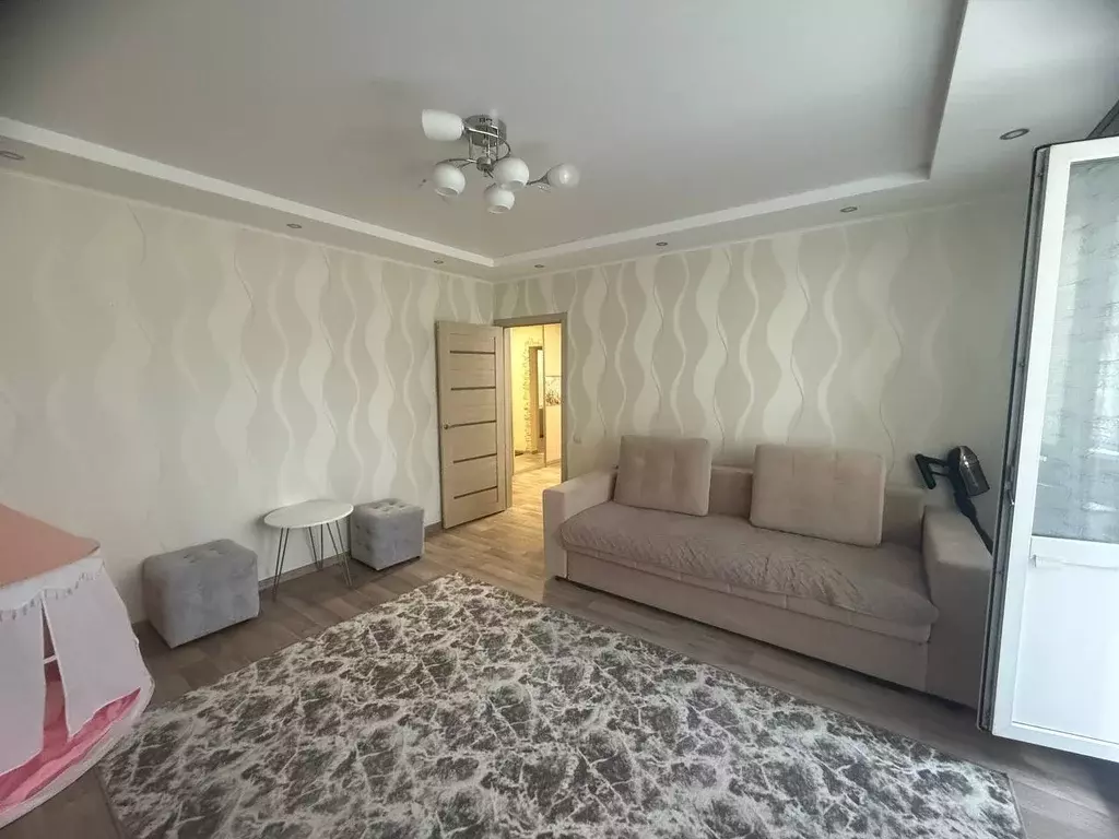 Продаётся 3-к квартира, 65.8 м - Фото 1
