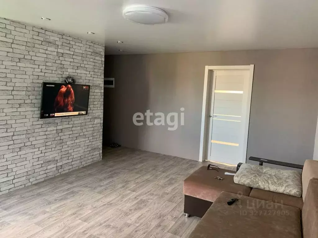 2-к кв. Башкортостан, Ишимбай ул. Губкина, 44 (42.6 м) - Фото 1