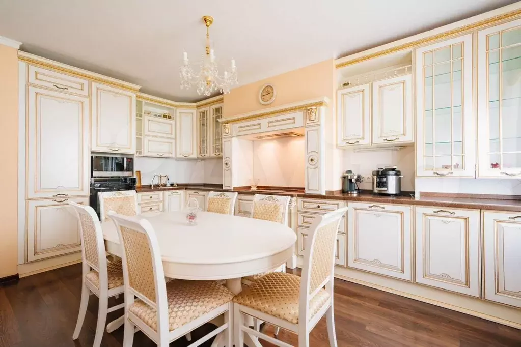 3-к. квартира, 97 м, 3/6 эт. - Фото 1