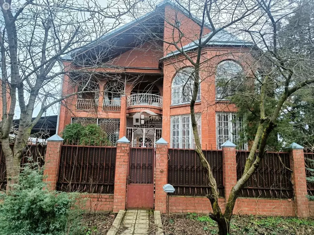 Дом в Новокубанск, Уральская улица, 3/1 (380 м) - Фото 1