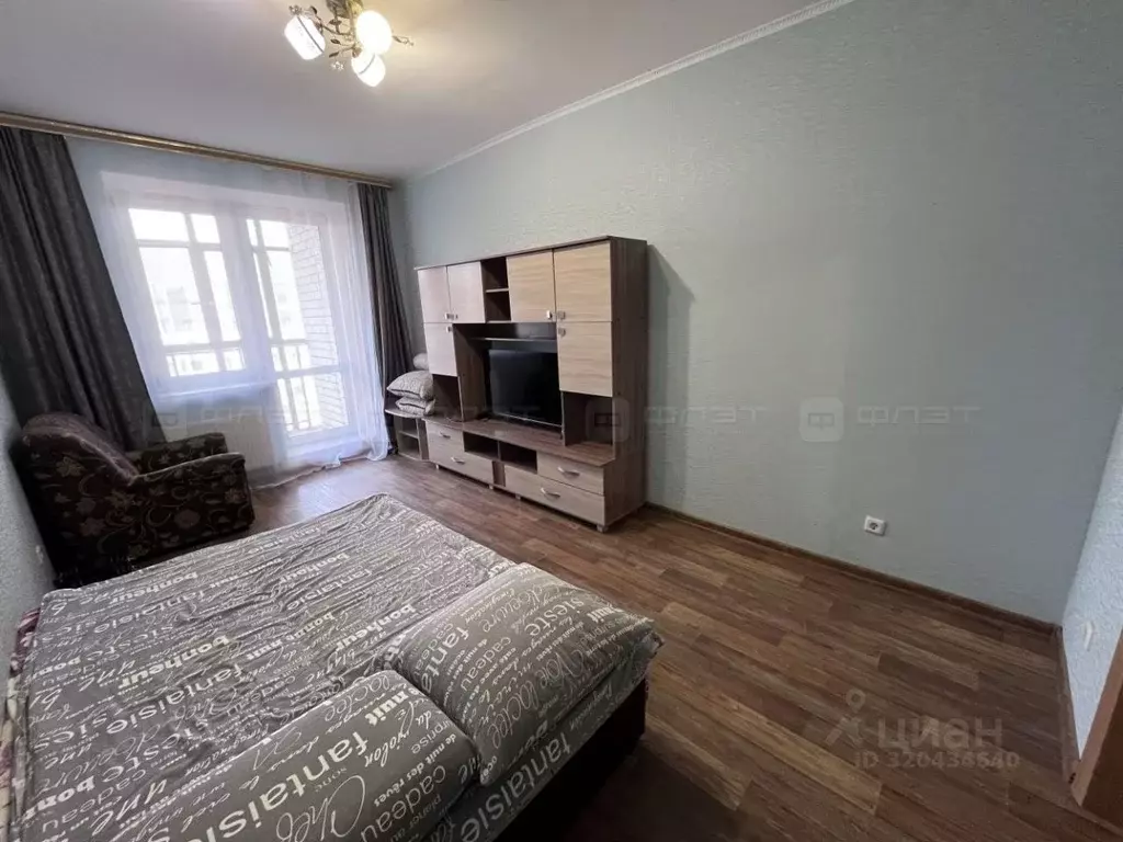 1-к кв. Татарстан, Казань ул. Баки Урманче, 5 (40.7 м) - Фото 1
