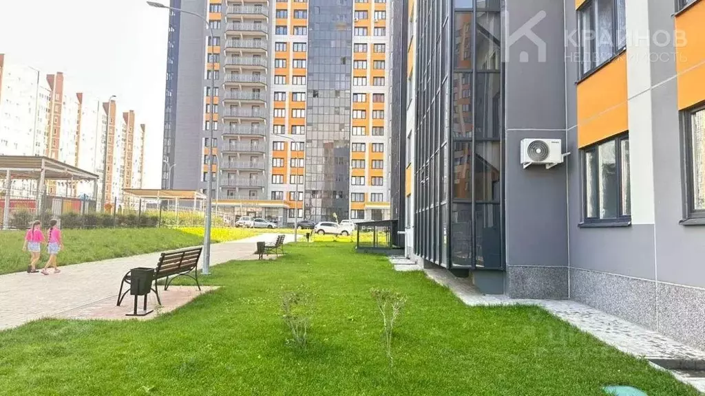 3-к кв. Воронежская область, Воронеж ул. Полковника Богомолова, 7 ... - Фото 0