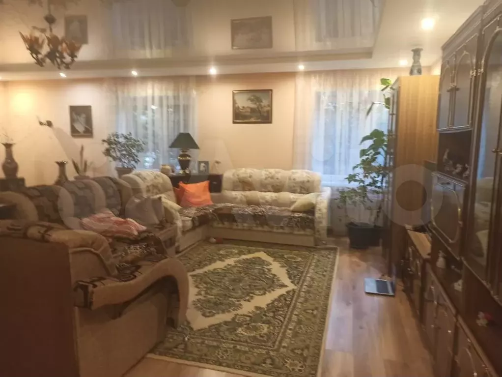 Дом 216 м на участке 9,8 сот. - Фото 0