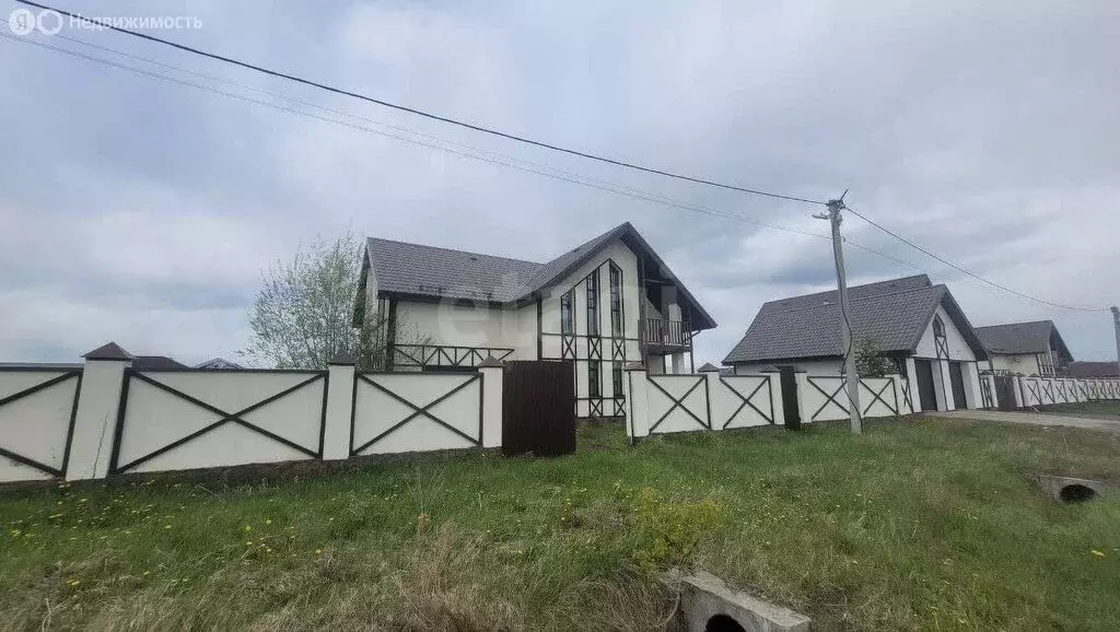 Дом в Луговое, Весенняя улица (187 м) - Фото 1
