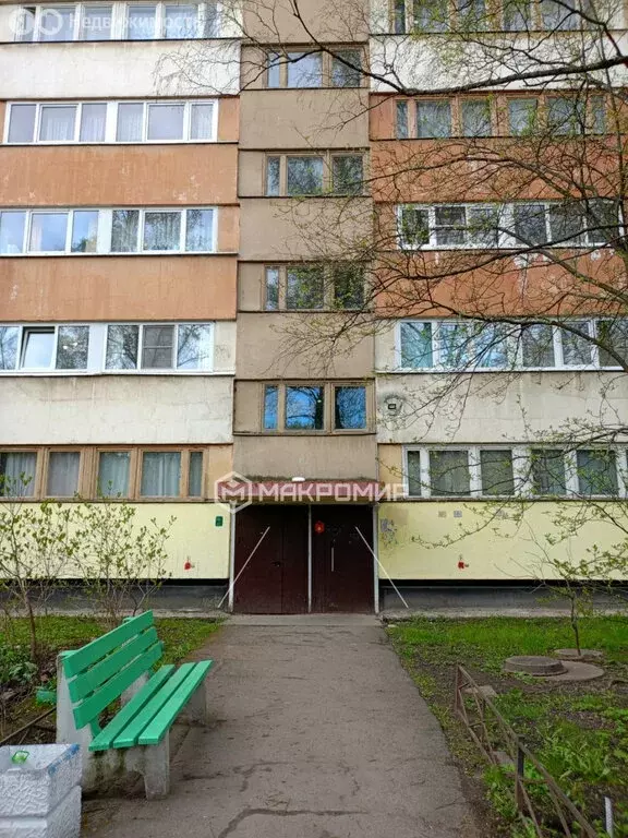 3-комнатная квартира: Санкт-Петербург, улица Тамбасова, 10к1 (61 м) - Фото 0