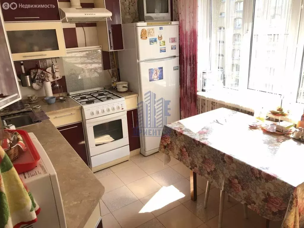 3-комнатная квартира: Чебоксары, Тополиная улица, 17 (72.8 м) - Фото 1