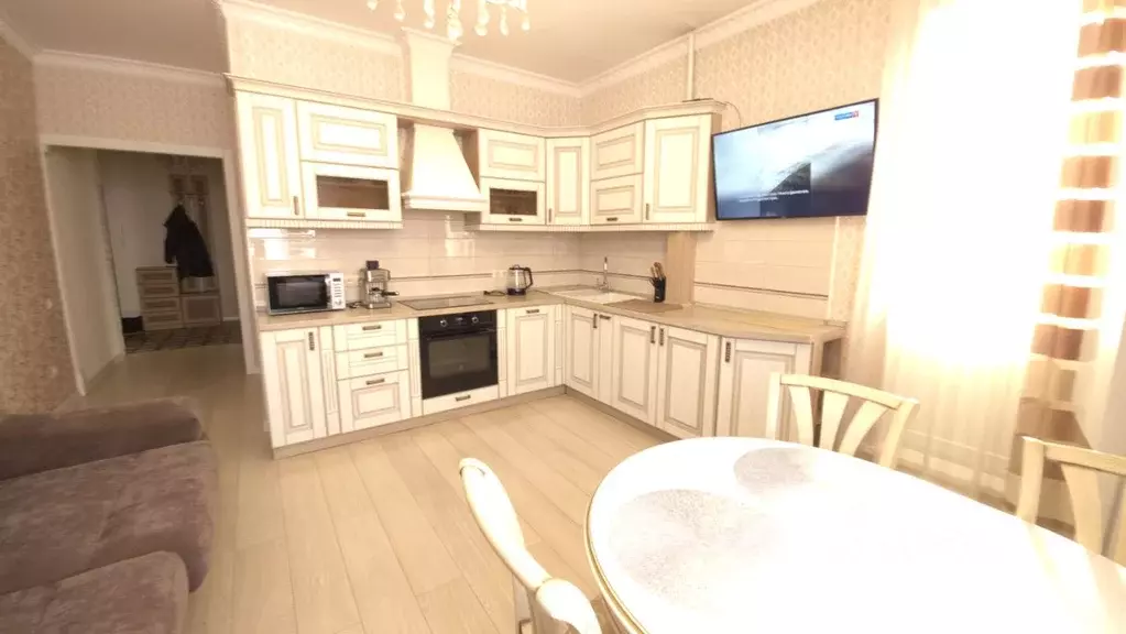 3-к кв. Кемеровская область, Кемерово Соборная ул., 14А (68.0 м) - Фото 1