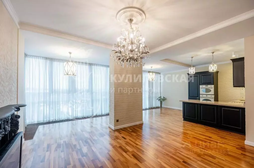 2-к кв. Свердловская область, Екатеринбург ул. Юмашева, 11 (103.0 м) - Фото 1