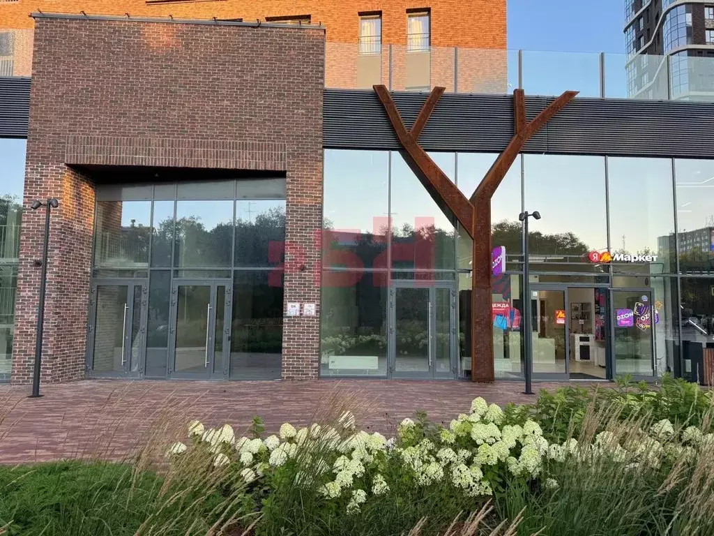 Помещение свободного назначения в Тюменская область, Тюмень ул. ... - Фото 2