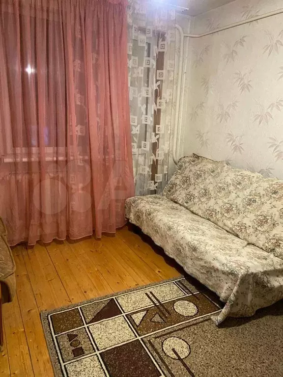 Комната 18 м в 5-к., 2/3 эт. - Фото 0