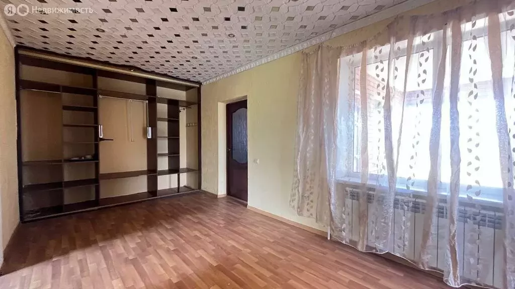 Дом в станица Новоалексеевская, улица МТС (97 м) - Фото 1