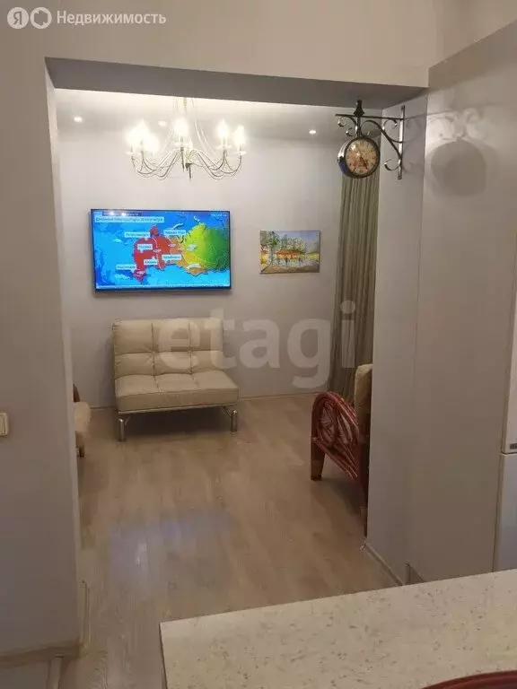 3-комнатная квартира: Южно-Сахалинск, проспект Мира, 280А (65 м) - Фото 2