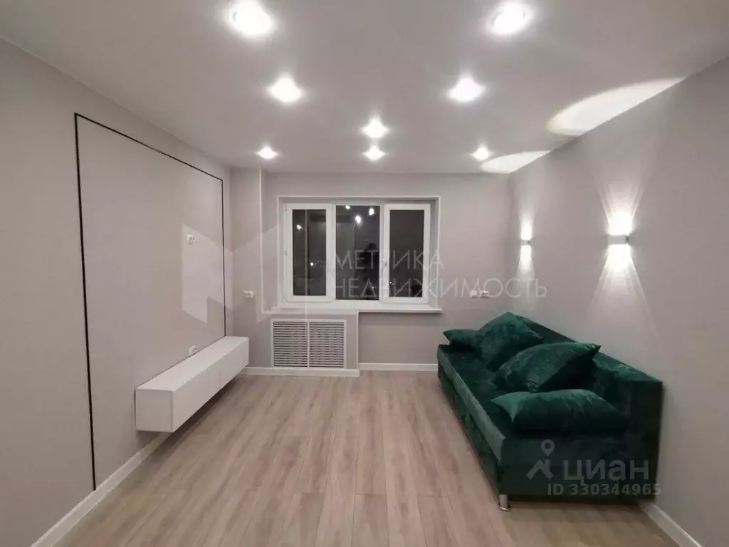 1-к кв. Тюменская область, Тюмень Олимпийская ул., 42 (28.7 м) - Фото 1
