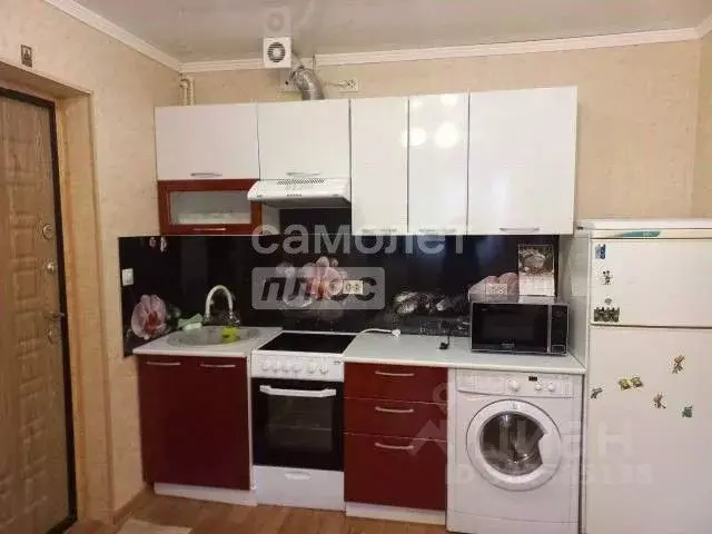 Комната Оренбургская область, Оренбург Театральная ул., 1 (15.0 м) - Фото 1