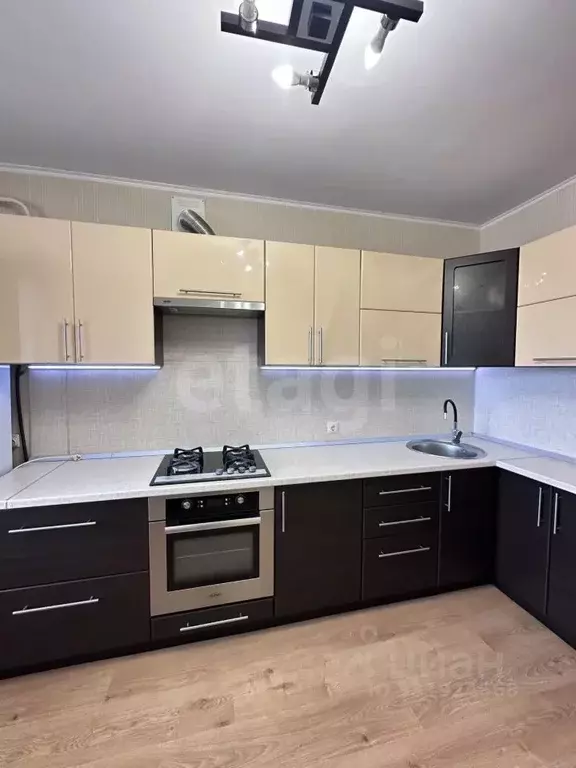 1-к кв. Башкортостан, Уфа Высотная ул., 14 (41.9 м) - Фото 1
