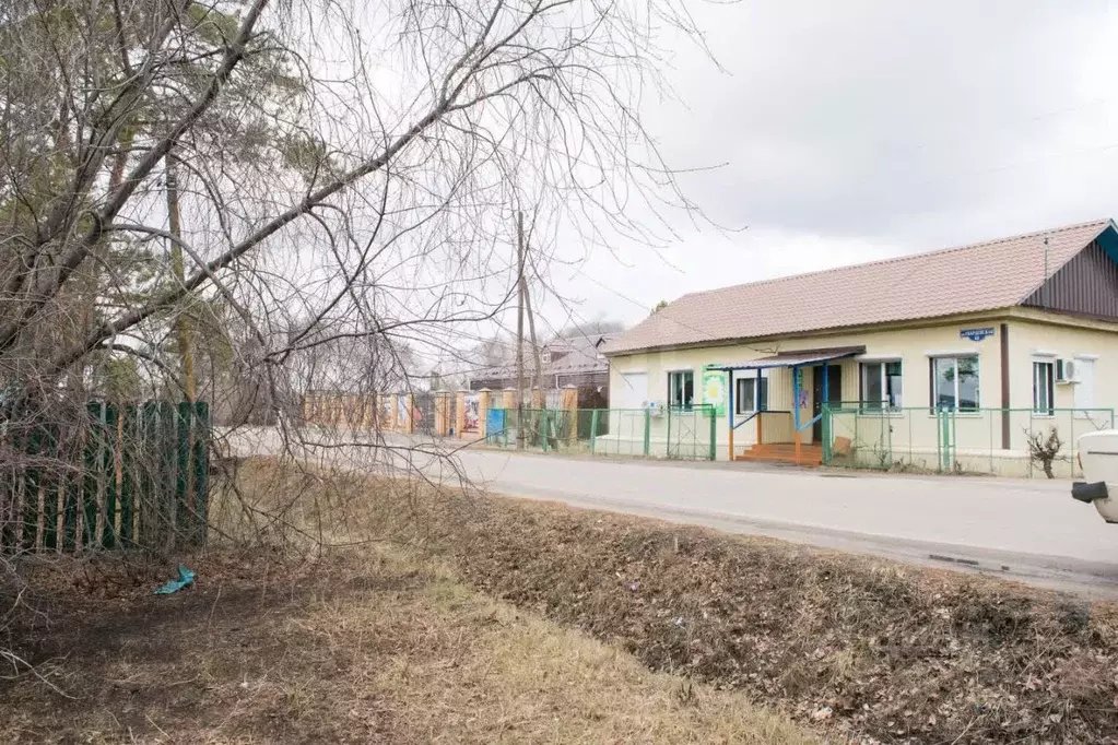 Дом в Амурская область, Ивановский муниципальный округ, с. ... - Фото 1