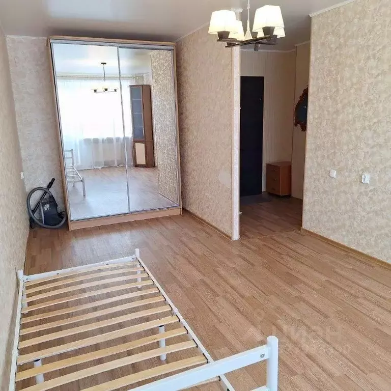 1-к кв. Татарстан, Казань ул. Серова, 27 (33.9 м) - Фото 1