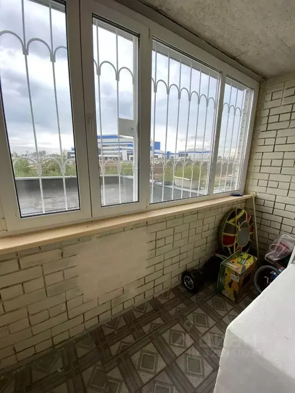 3-к кв. Брянская область, Брянск Авиационная ул., 34 (89.7 м) - Фото 1