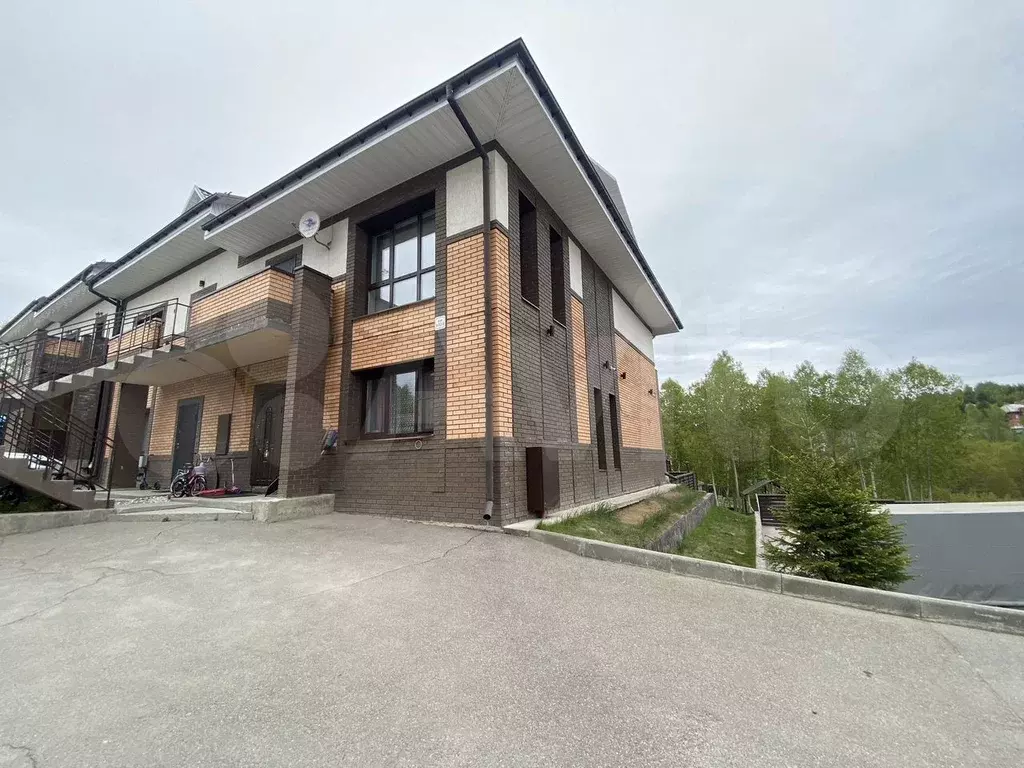 3-к. квартира, 81 м, 2/3 эт. - Фото 0