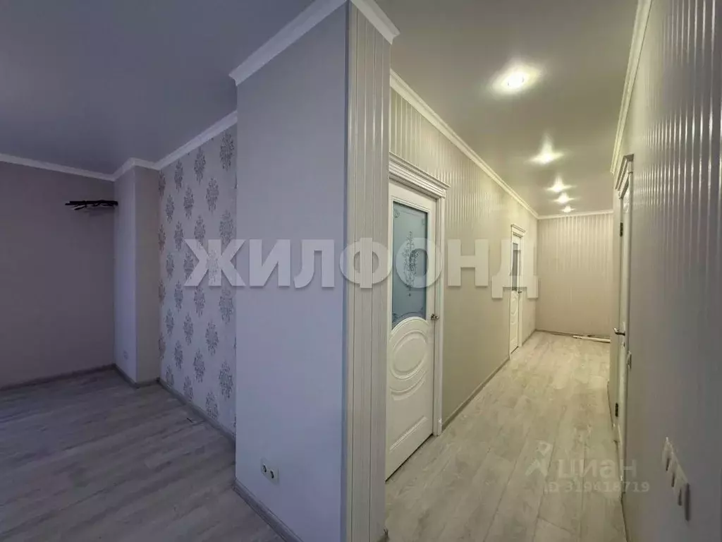 2-к кв. Кемеровская область, Кемерово просп. Притомский, 25к2 (81.1 м) - Фото 1