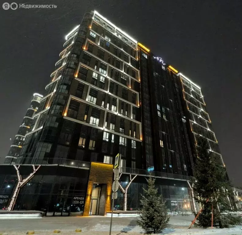 2-комнатная квартира: Тюмень, улица Николая Машарова, 8 (73.6 м) - Фото 1