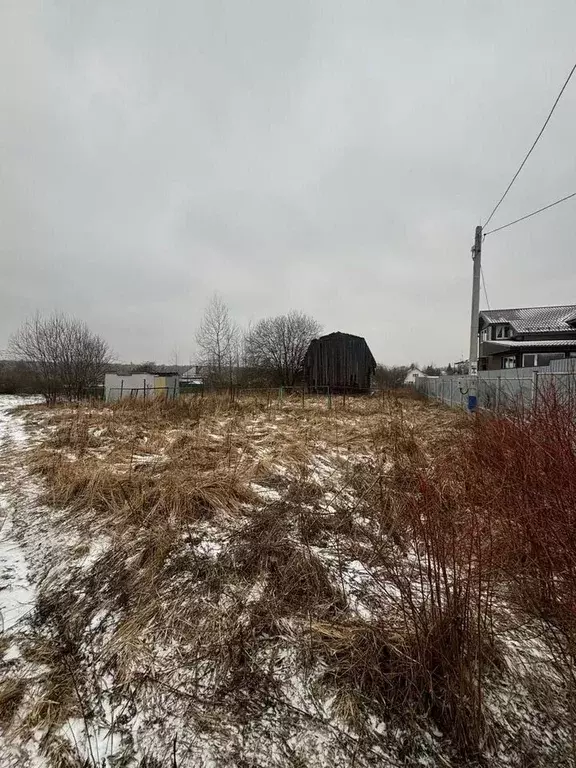 Участок в Московская область, Домодедово городской округ, д. Тупицино ... - Фото 0