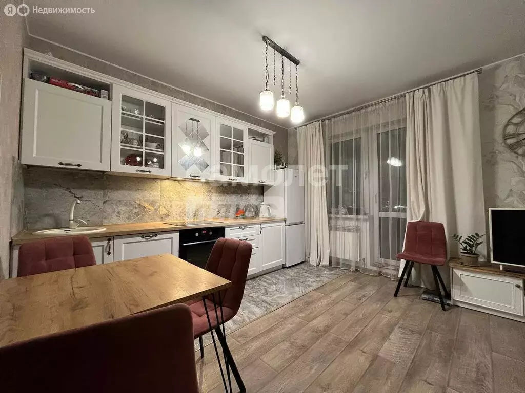 1-комнатная квартира: Иркутск, улица Пискунова, 142/8 (42 м) - Фото 1