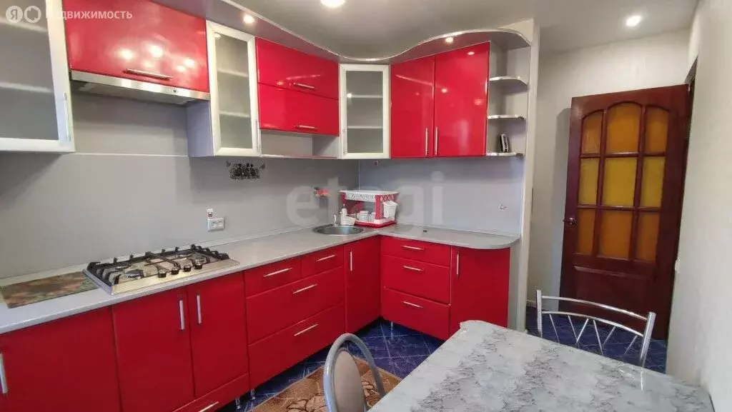 3-комнатная квартира: Курган, жилой район Заозёрный, 2-й микрорайон, ... - Фото 1