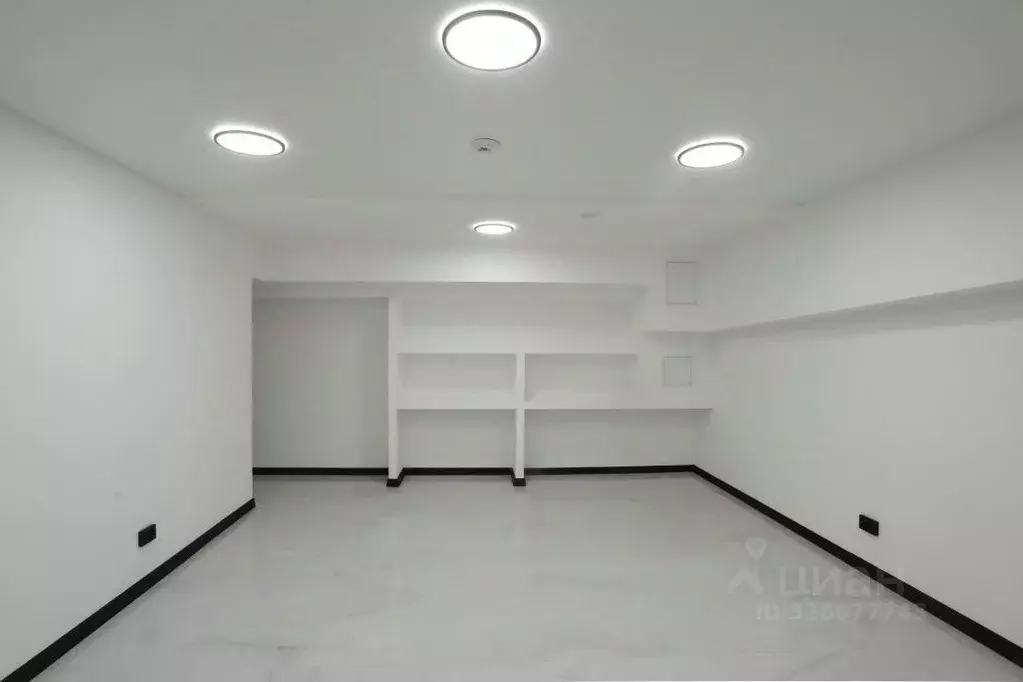 Помещение свободного назначения в Иркутская область, Иркутск ул. ... - Фото 2