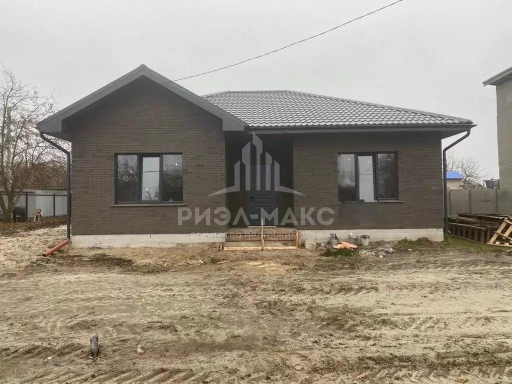 Дом в Брянская область, Брянский район, Супоневское с/пос, д. ... - Фото 1