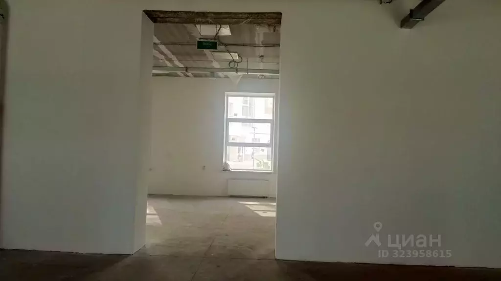 Помещение свободного назначения в Красноярский край, Красноярск ул. ... - Фото 1