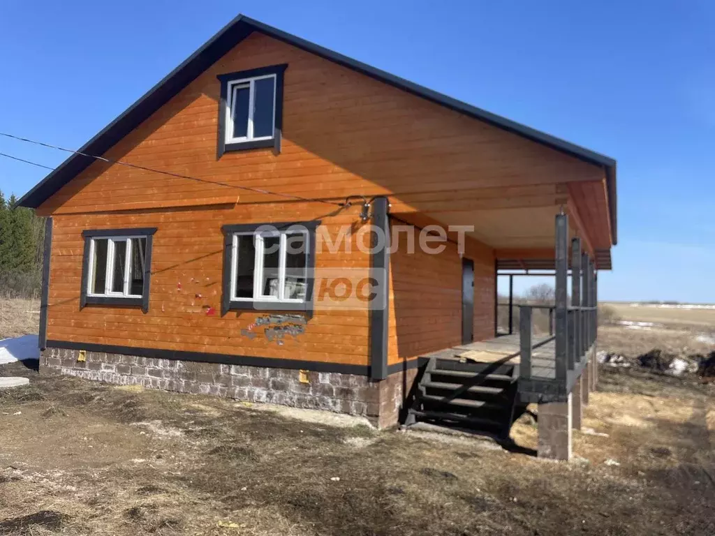 Дом в Башкортостан, Иглинский район, Чуваш-Кубовский сельсовет, ... - Фото 1