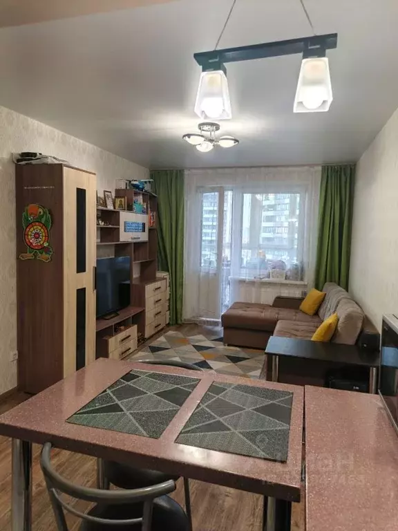 2-к кв. Кировская область, Киров ул. Энтузиастов, 15 (52.8 м) - Фото 2