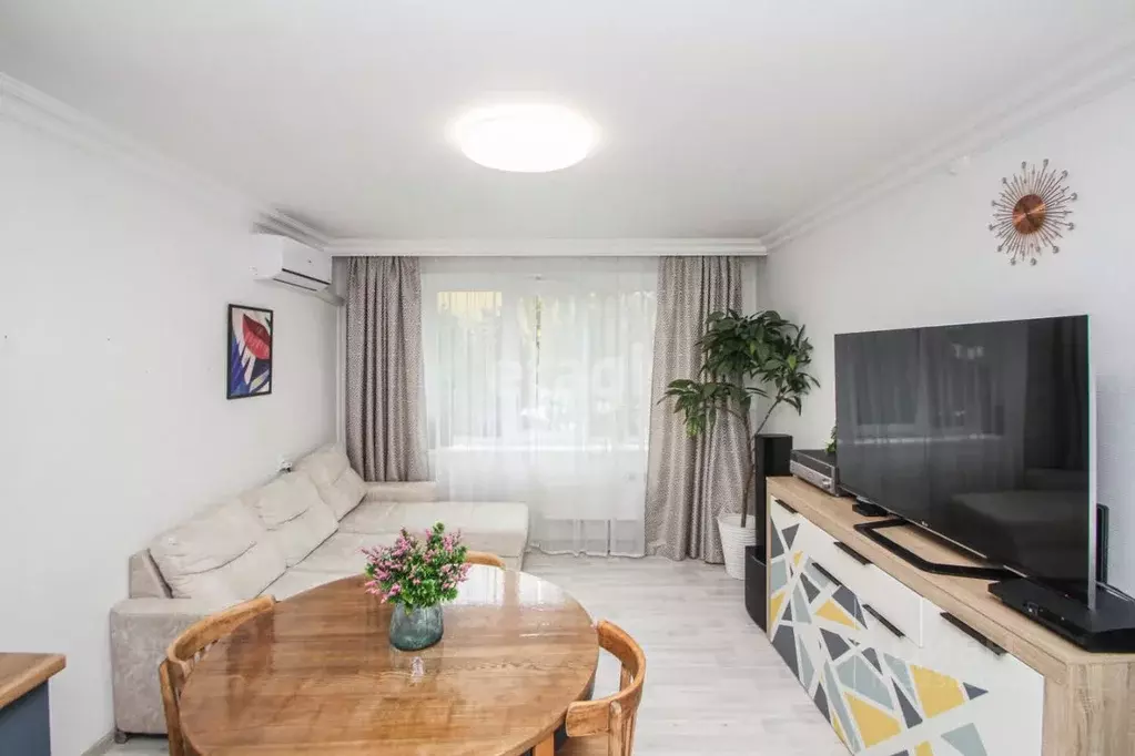 3-к кв. Тюменская область, Тюмень Широтная ул., 108к1 (91.3 м) - Фото 1