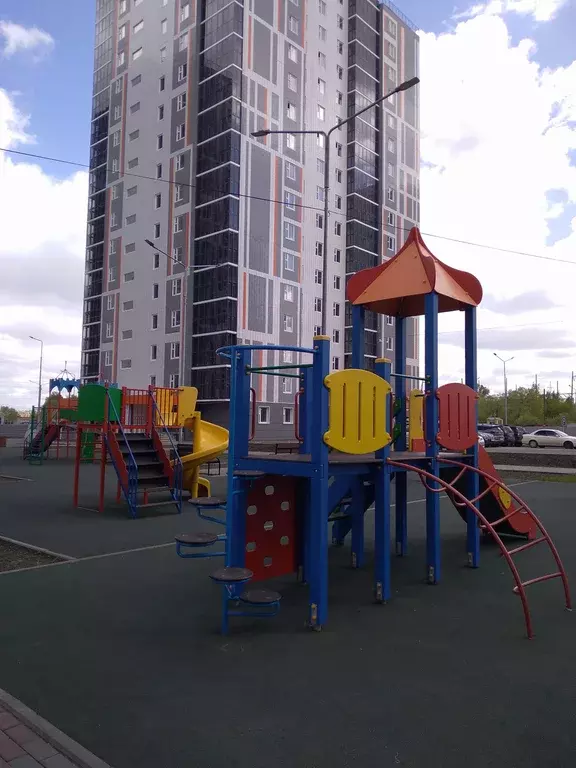 Продаётся 2-к квартира, 60.9 м - Фото 0