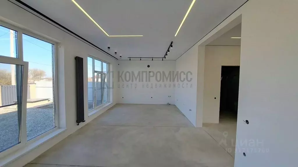 Дом в Краснодарский край, Абинск просп. Магистральный, 4 (85 м) - Фото 1