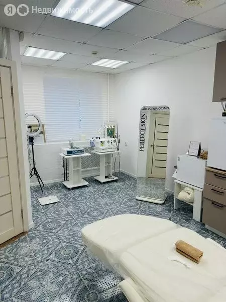 Офис (42 м) - Фото 2