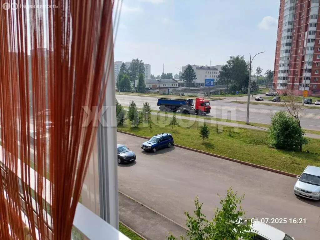 1-комнатная квартира: Кемерово, проспект Шахтёров, 86 (30 м) - Фото 0