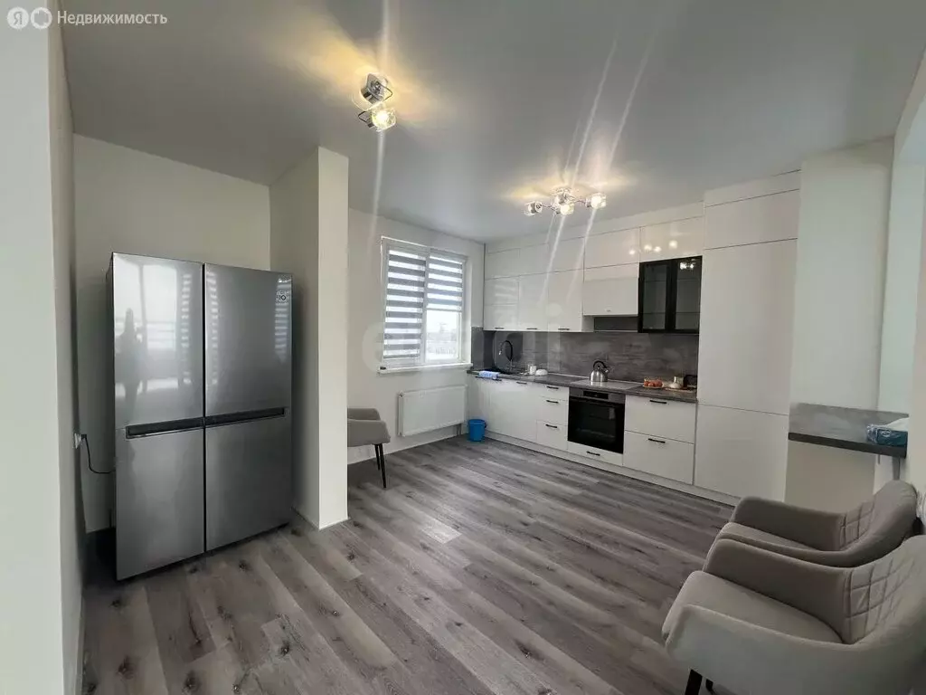 2-комнатная квартира: Молодёжное, Парковая улица, 2 (98 м) - Фото 2