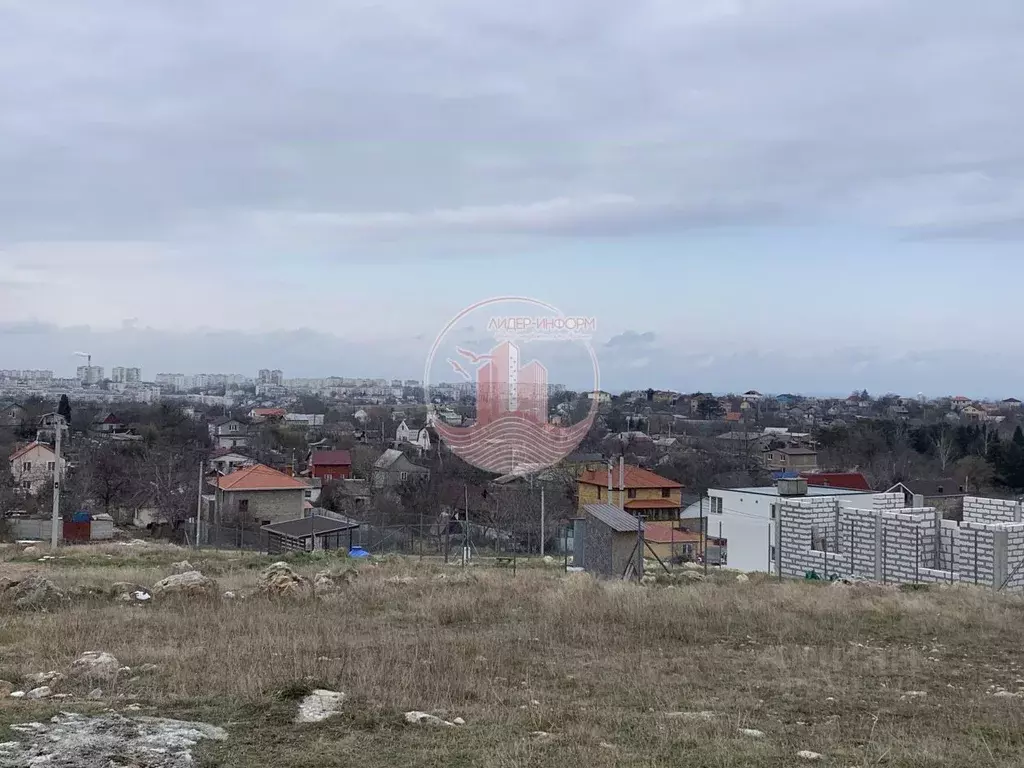 Участок в Севастополь ул. 4-я Комендорская (9.0 сот.) - Фото 0