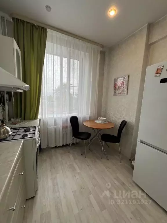 3-к кв. Псковская область, Великие Луки просп. Гагарина, 69 (57.4 м) - Фото 1