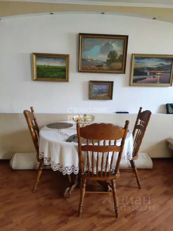 4-к кв. Астраханская область, Астрахань ул. Медиков, 5 (96.0 м) - Фото 0